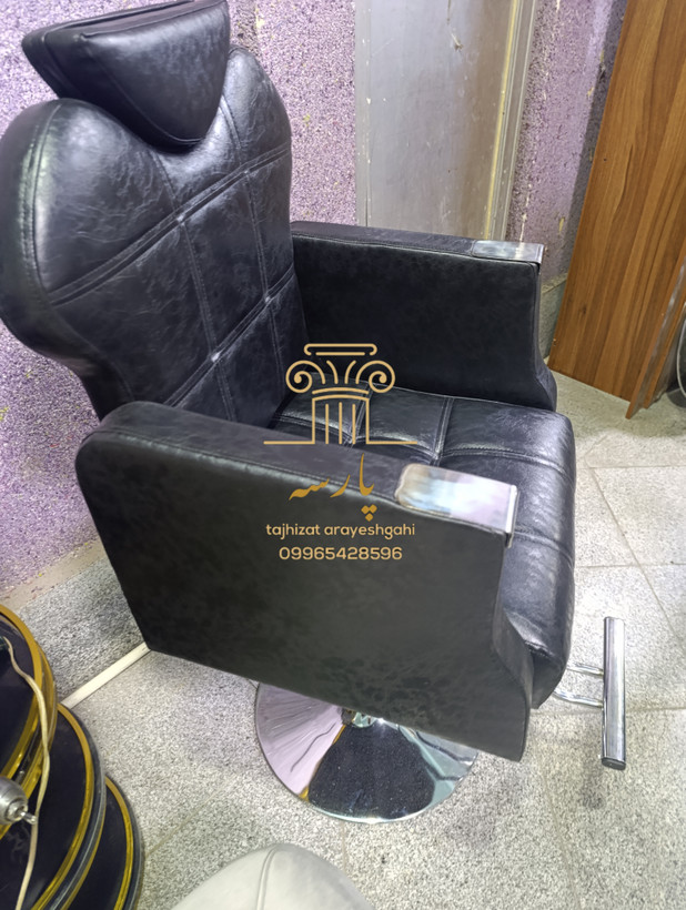 صندلی آرایشگاه مدل گلایل با پایه کروم براق و فوم سرد